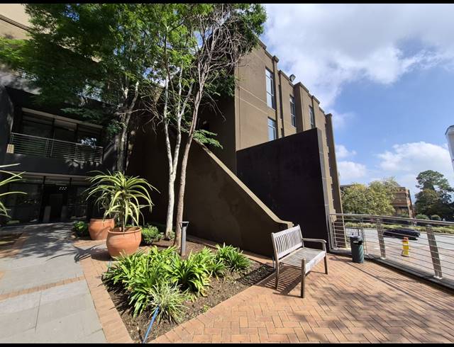 158M² OFFICE TO LET IN ROSEBANK